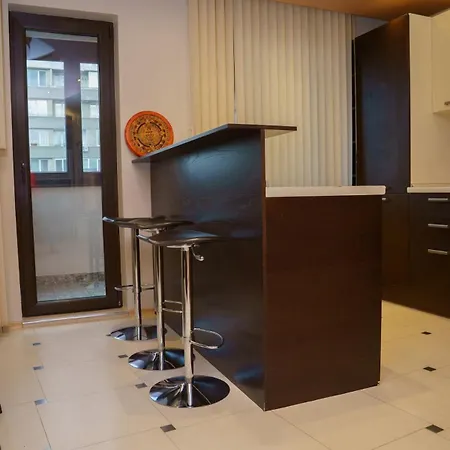 South Park Cozy Flat Own Free Parking דירה סופיה