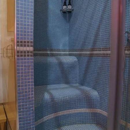 South Park Cozy Flat Sofie