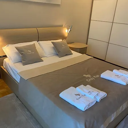 South Park Cozy Flat Own Free Parking *